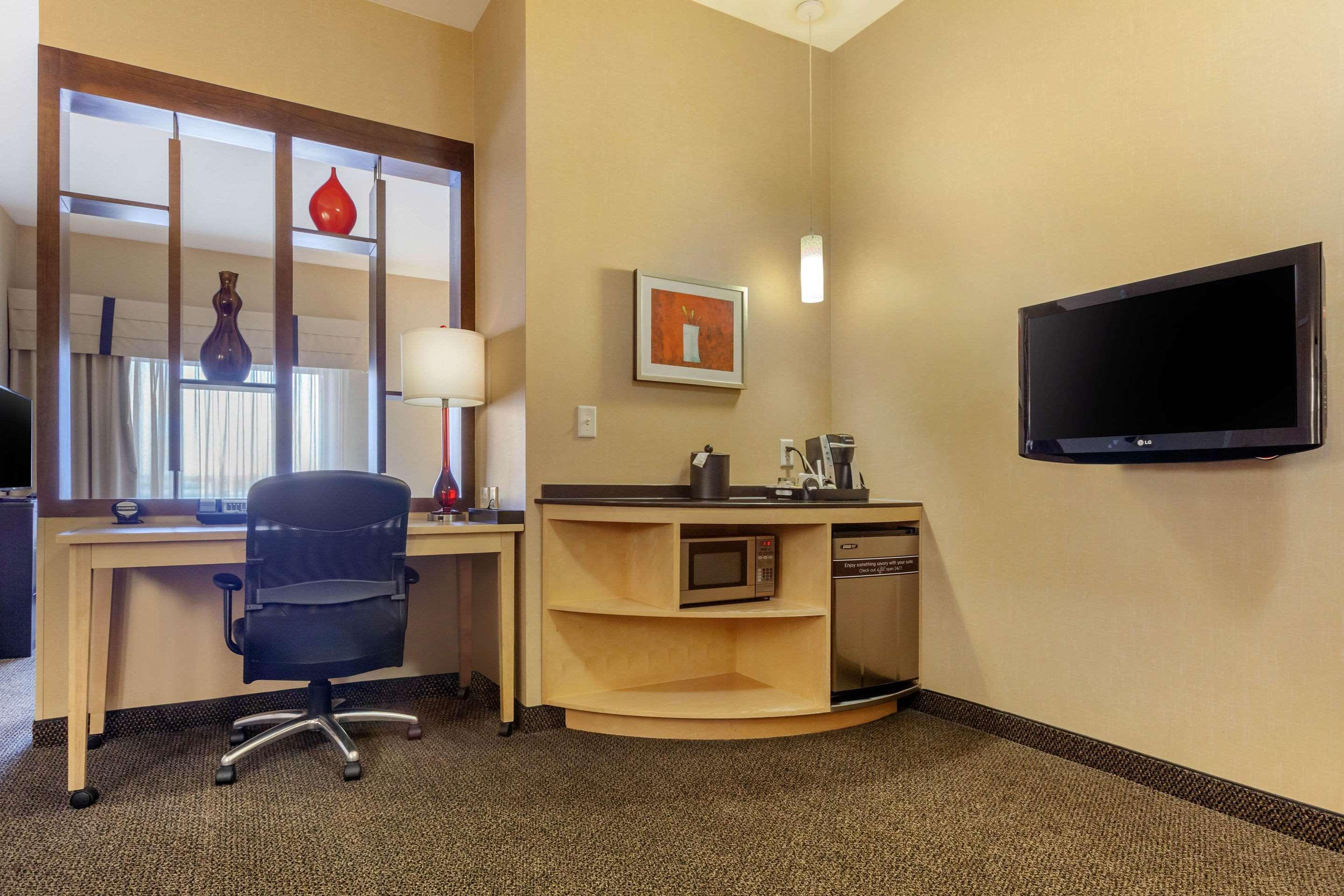 Cambria Hotel Denver International Airport Орора Екстер'єр фото