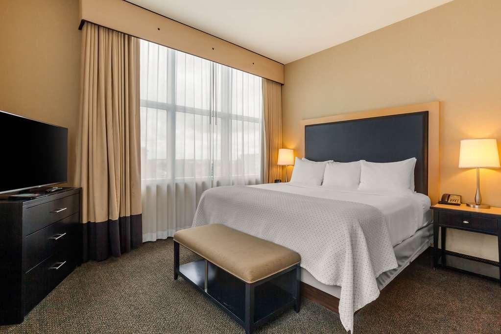 Cambria Hotel Denver International Airport Орора Номер фото